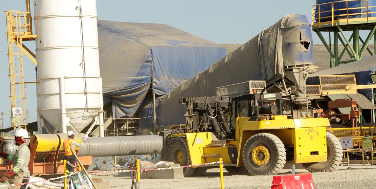 May 17 - Dec 17: Our 28 Ton Forklift providing support to the ATSL Concrete Pipe Coating Plant in Takoradi.